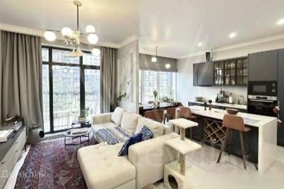 Сдаётся 2-комнатная квартира, 84 м²
