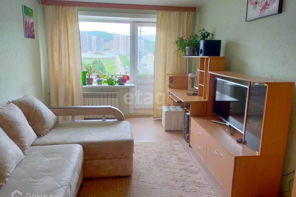 Продаётся 2-комнатная квартира, 47.5 м²