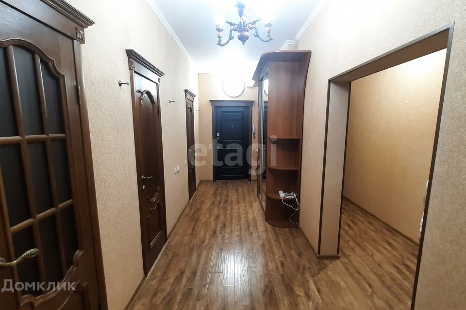 Продаётся 4-комнатная квартира, 117.2 м²