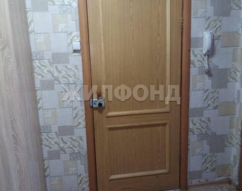 Продаётся 3-комнатная квартира, 58.3 м²
