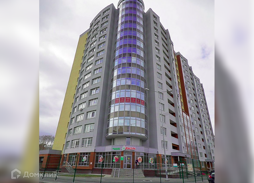 Продаётся 3-комнатная квартира, 102.6 м²