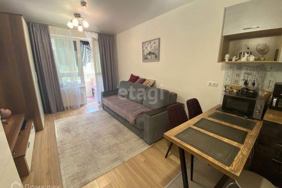 Продаётся 1-комнатная квартира, 38 м²