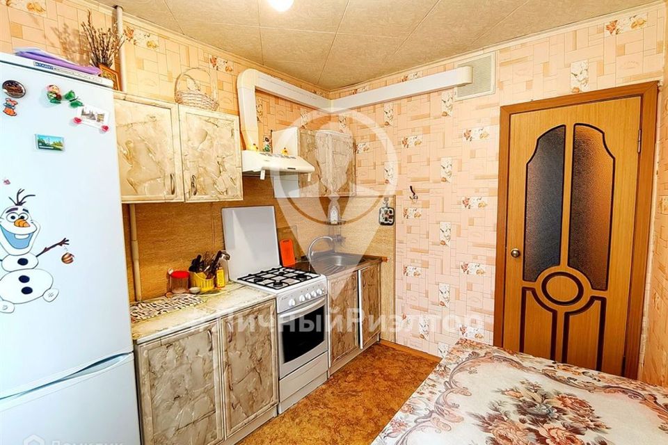 Продаётся 3-комнатная квартира, 64.4 м²
