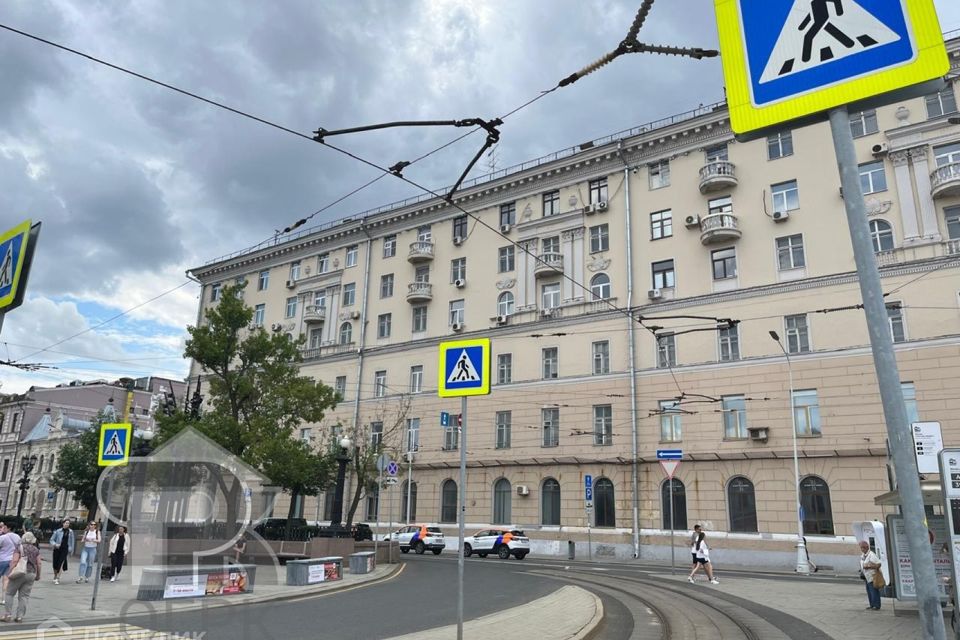Продаётся 3-комнатная квартира, 120 м²