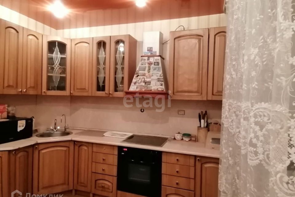 Продаётся 3-комнатная квартира, 79.7 м²