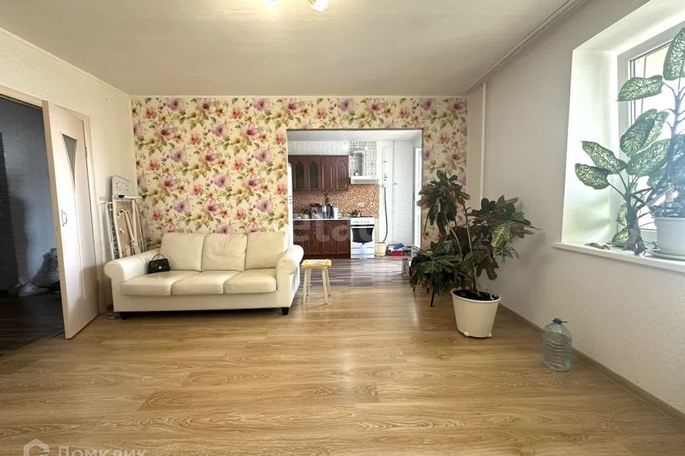 Продаётся 1-комнатная квартира, 38 м²