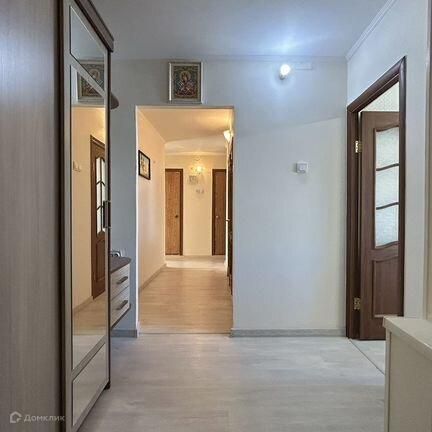 Продаётся 3-комнатная квартира, 63.7 м²