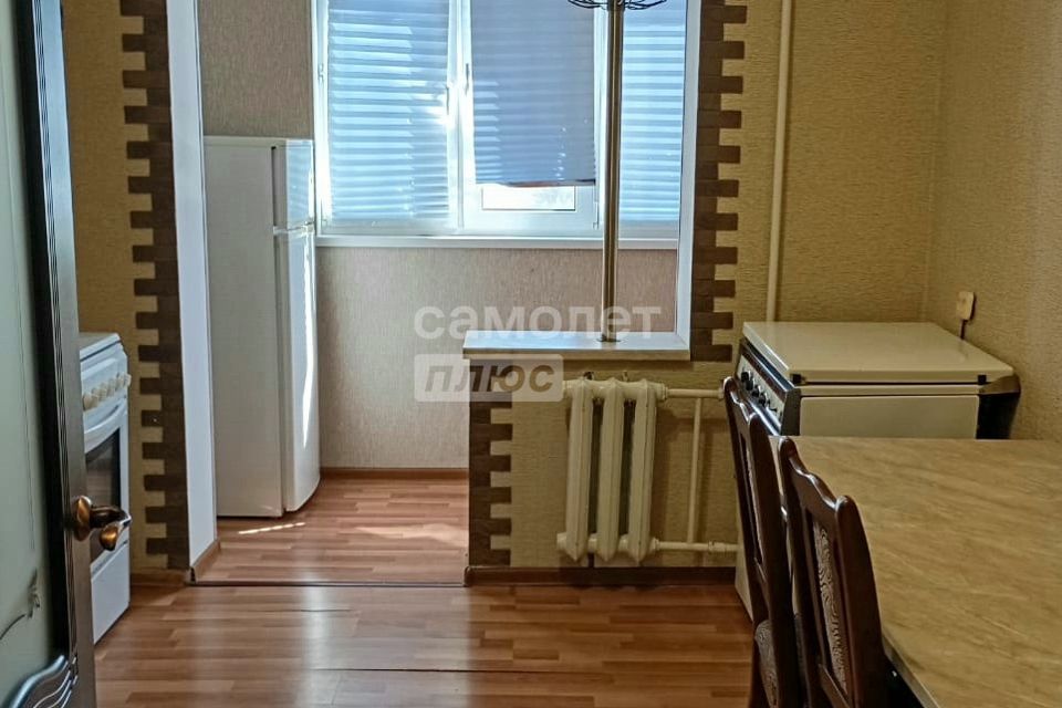 Сдаётся 2-комнатная квартира, 60 м²