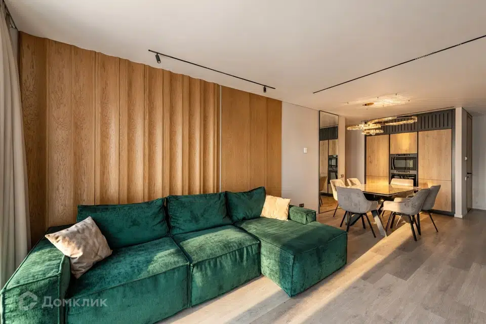 Продаётся 3-комнатная квартира, 106 м²