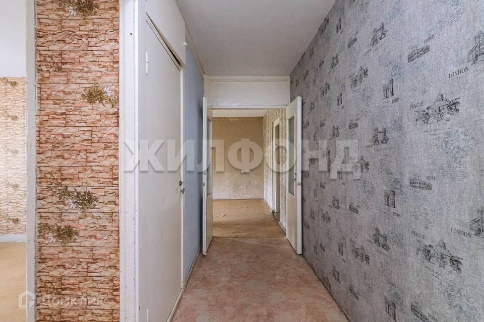 Продаётся 3-комнатная квартира, 59.3 м²
