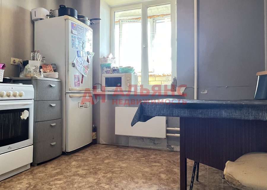 Продаётся 1-комнатная квартира, 43.3 м²