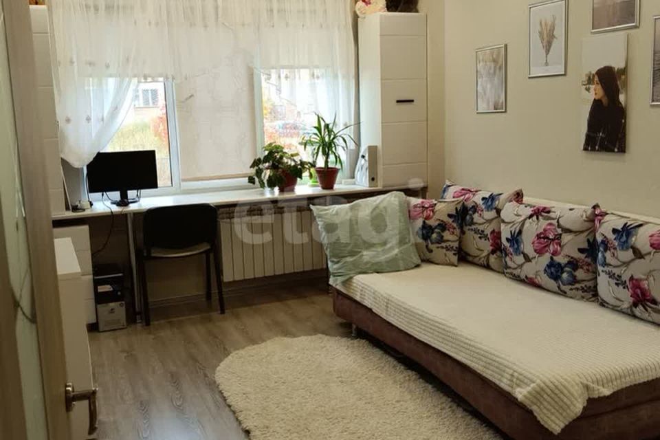 Продаётся 3-комнатная квартира, 58 м²