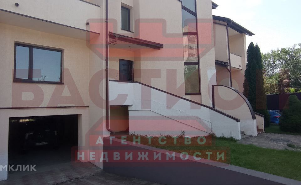 Продаётся таунхаус, 5-эт., 287 м²