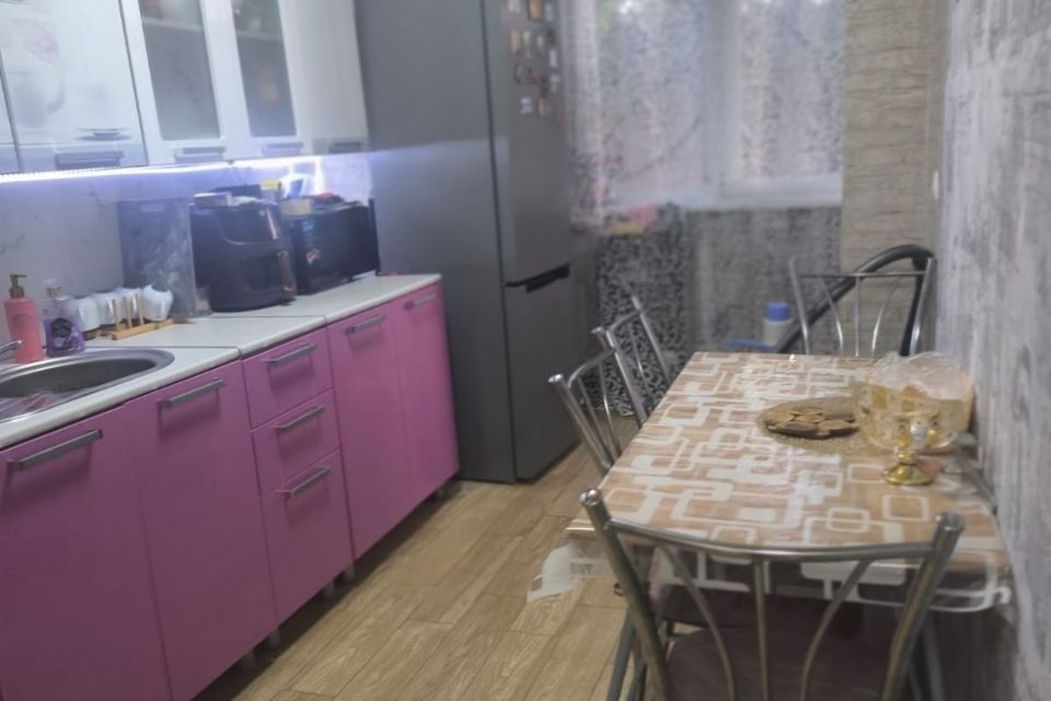 Продаётся 2-комнатная квартира, 43.4 м²