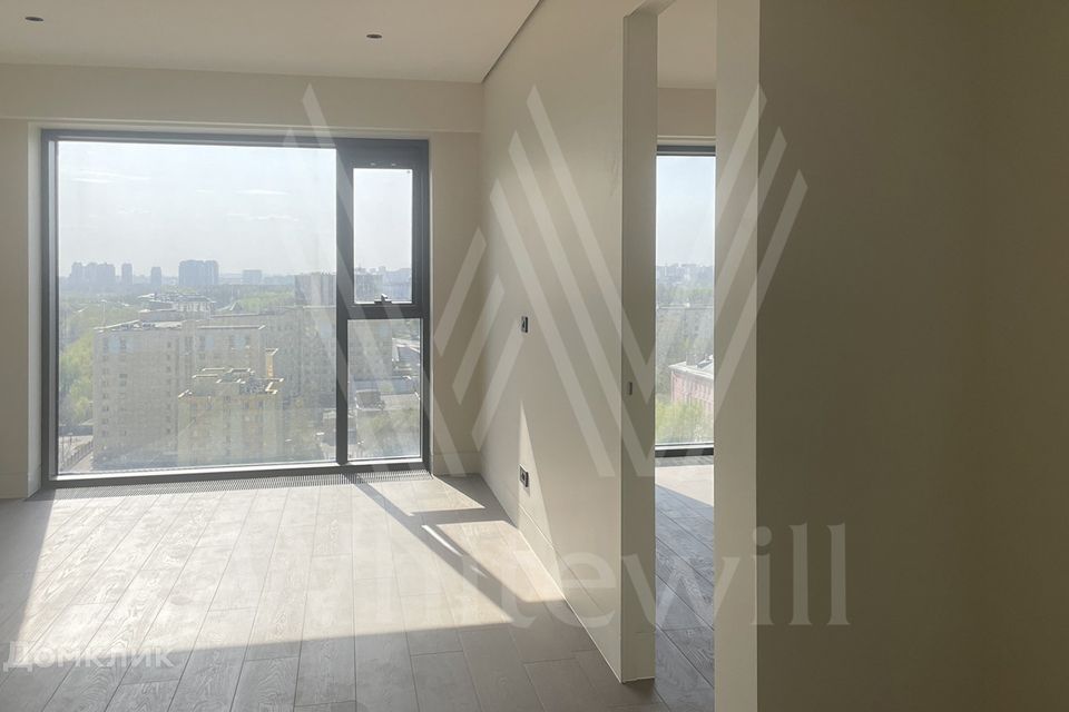 Продаётся 1-комнатная квартира, 63 м²
