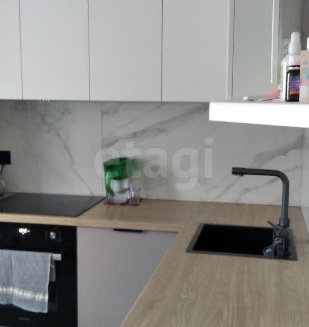 Продаётся 4-комнатная квартира, 92.4 м²