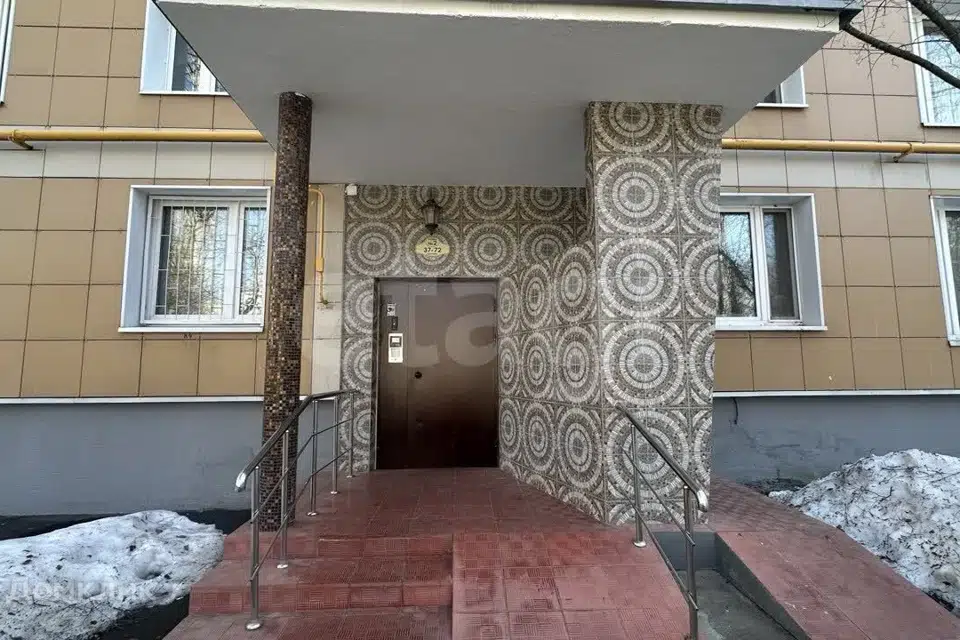 Продаётся 3-комнатная квартира, 63.6 м²
