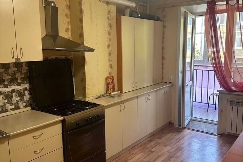 Сдаётся 1-комнатная квартира, 49.5 м²