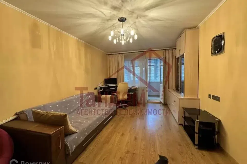 Продаётся 4-комнатная квартира, 85 м²
