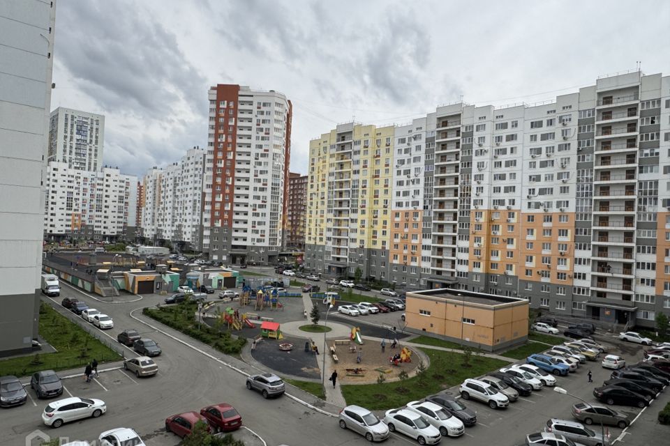 Продаётся 1-комнатная квартира, 38.3 м²