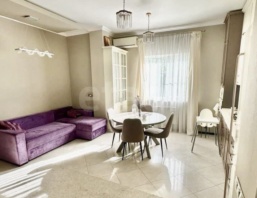 Продаётся 3-комнатная квартира, 81 м²