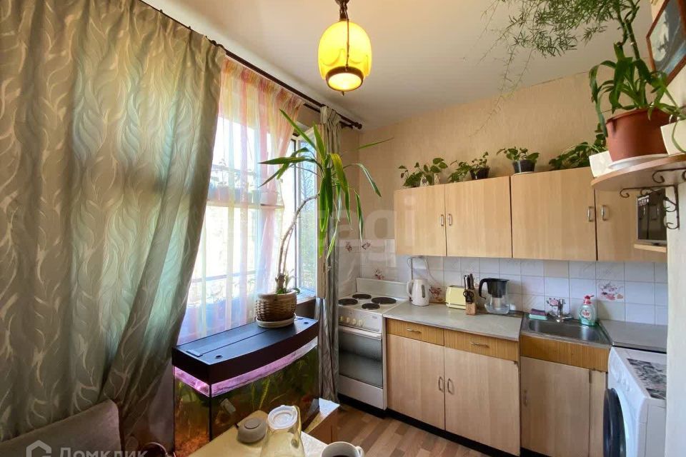 Продаётся 1-комнатная квартира, 37.6 м²
