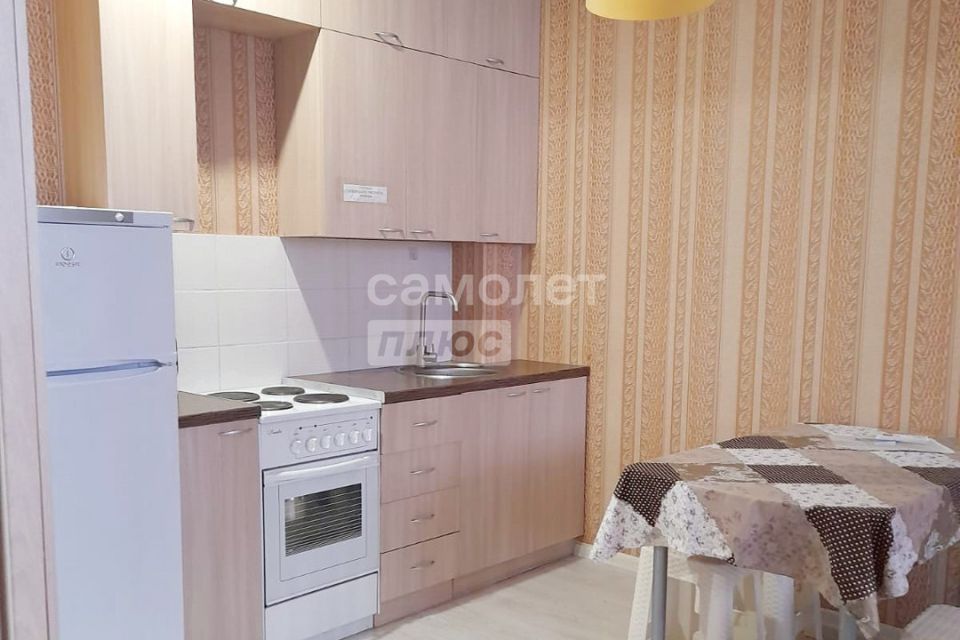 Сдаётся 2-комнатная квартира, 42 м²