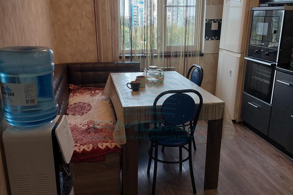 Продаётся 1-комнатная квартира, 39.9 м²