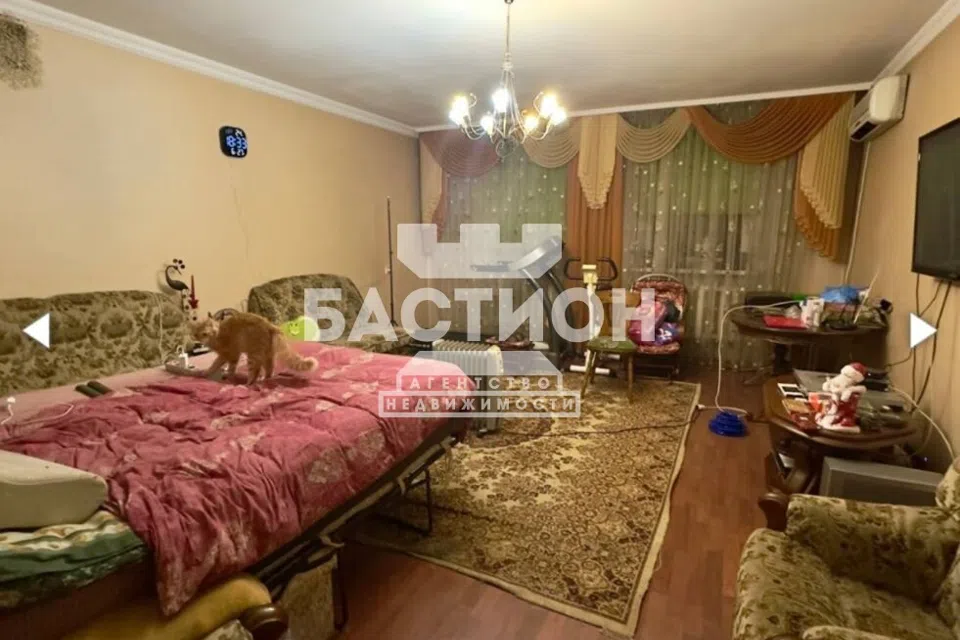 Продаётся 2-этажный дом, 300 м²