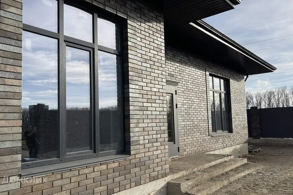 Продаётся 2-этажный дом, 160 м²