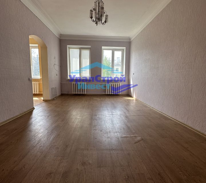 Продаётся 2-комнатная квартира, 66.2 м²