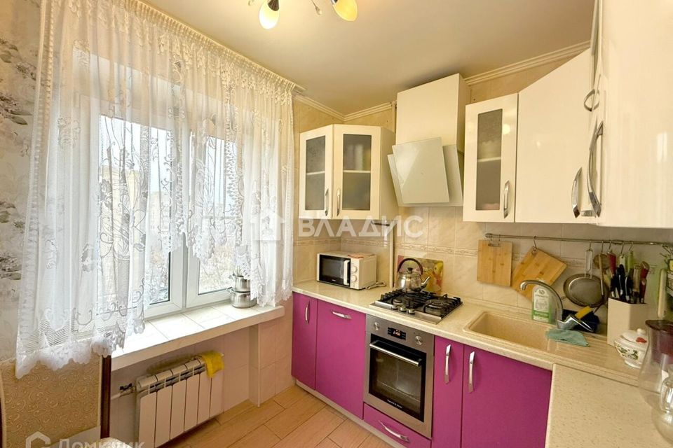 Продаётся 3-комнатная квартира, 57.5 м²