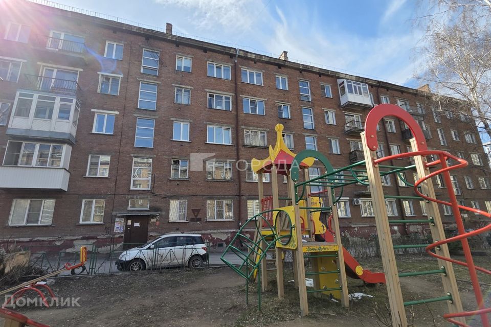 Продаётся 4-комнатная квартира, 85.2 м²