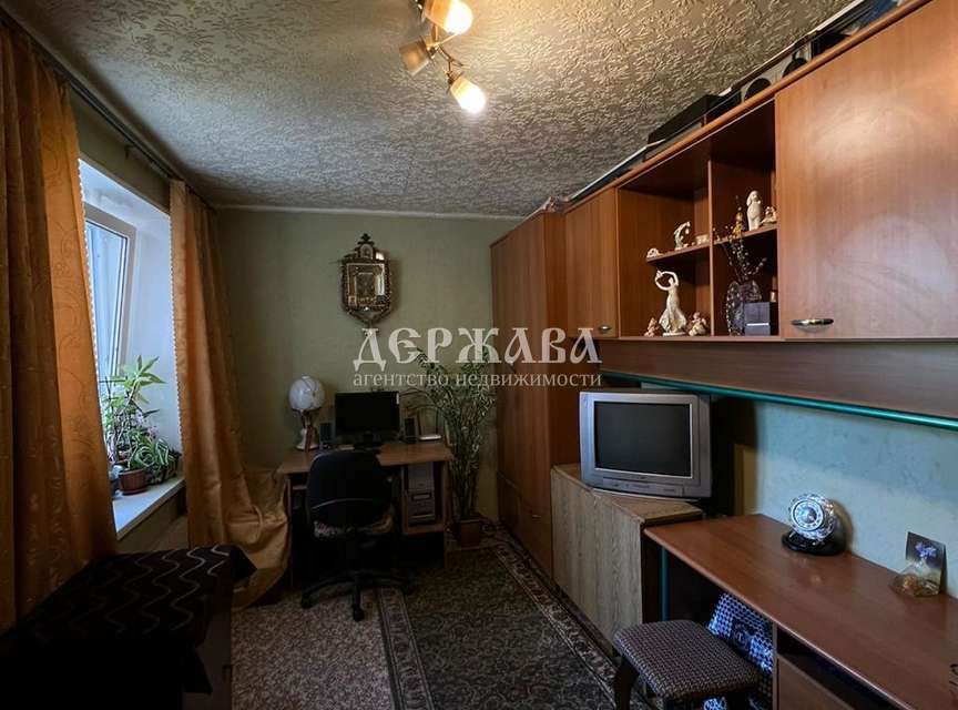 Сдаётся 2-комнатная квартира, 52 м²