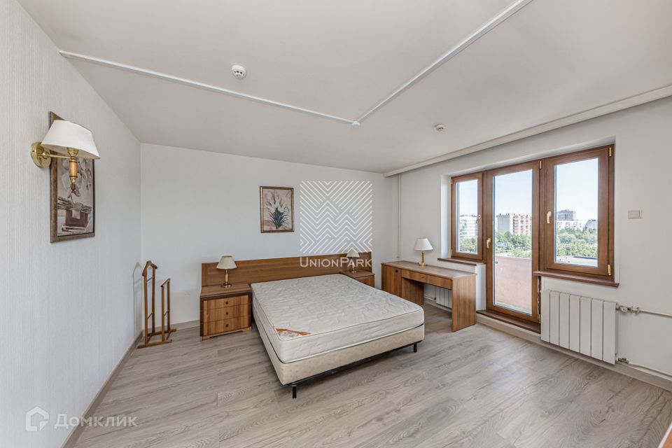 Продаётся 1-комнатная квартира, 40.68 м²