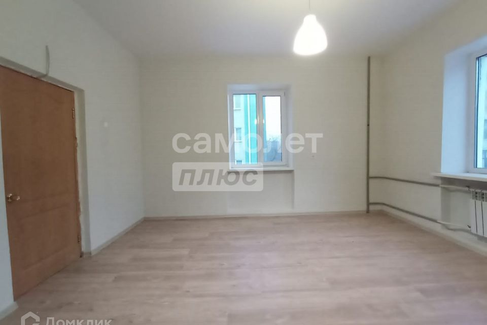 Продаётся комната в 8-комн. квартире, 21.4 м²