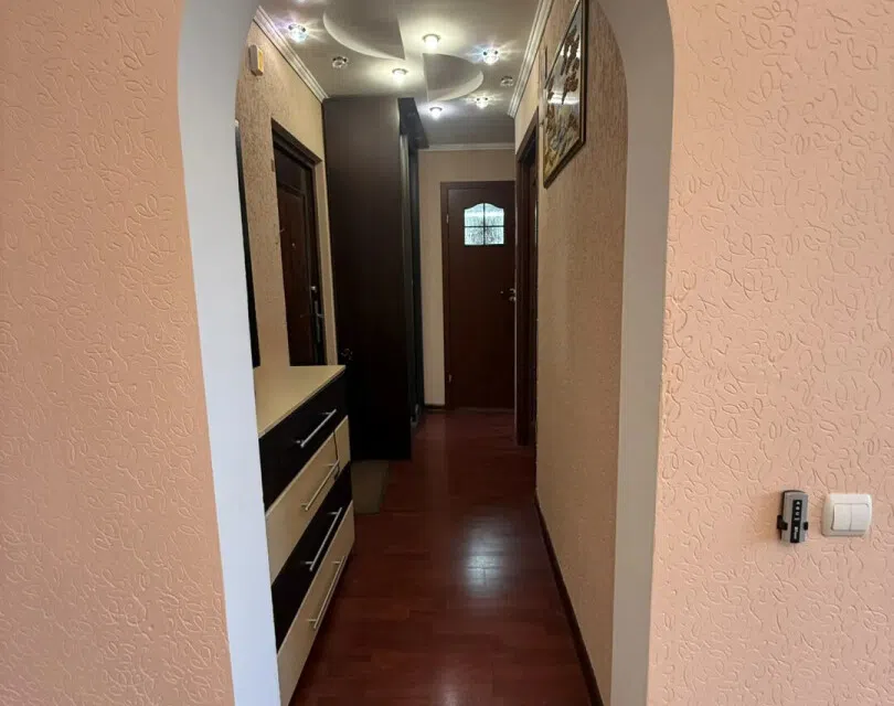 Продаётся 2-комнатная квартира, 43.7 м²