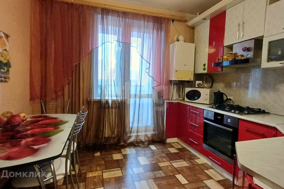 Продаётся 3-комнатная квартира, 63.5 м²