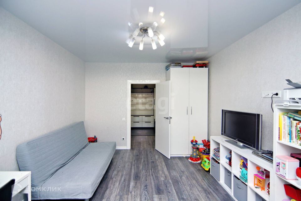 Продаётся 3-комнатная квартира, 102.9 м²