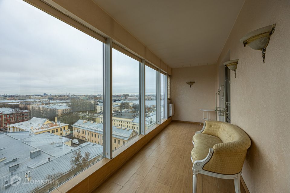 Сдаётся 3-комнатная квартира, 132 м²