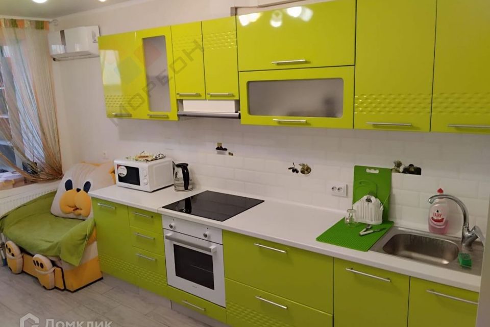 Продаётся 1-комнатная квартира, 41.9 м²
