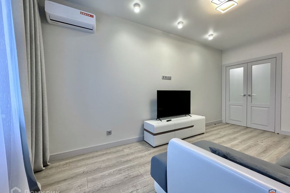 Продаётся 1-комнатная квартира, 40 м²