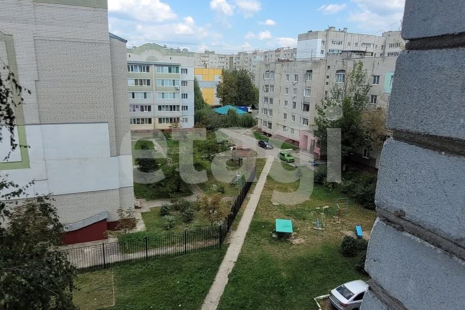 Продаётся 3-комнатная квартира, 60.5 м²
