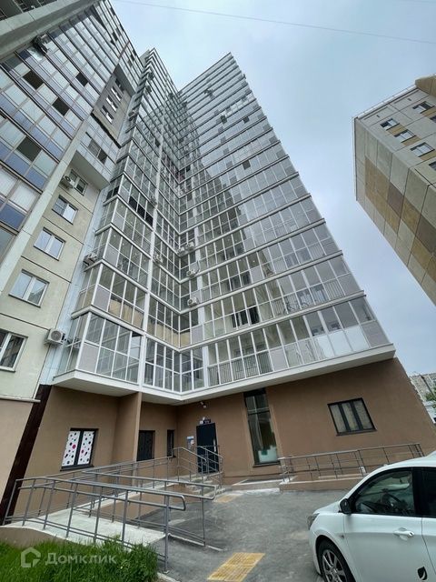 Продаётся 1-комнатная квартира, 70.5 м²
