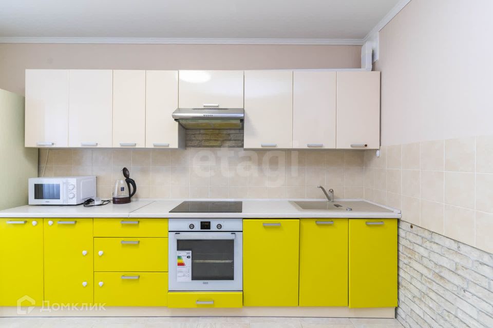 Продаётся 2-комнатная квартира, 64.5 м²