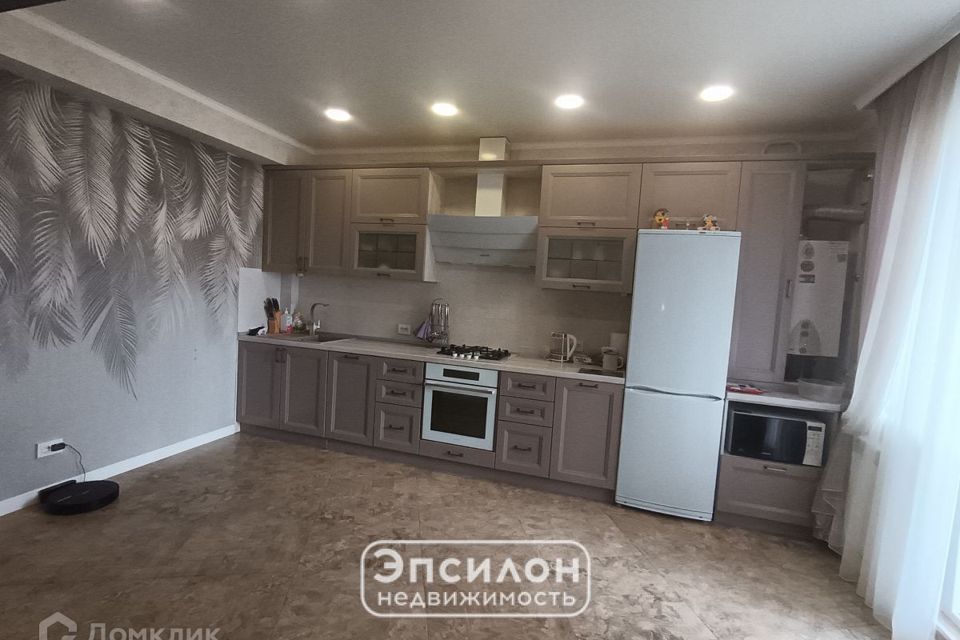 Продаётся 3-комнатная квартира, 92.8 м²