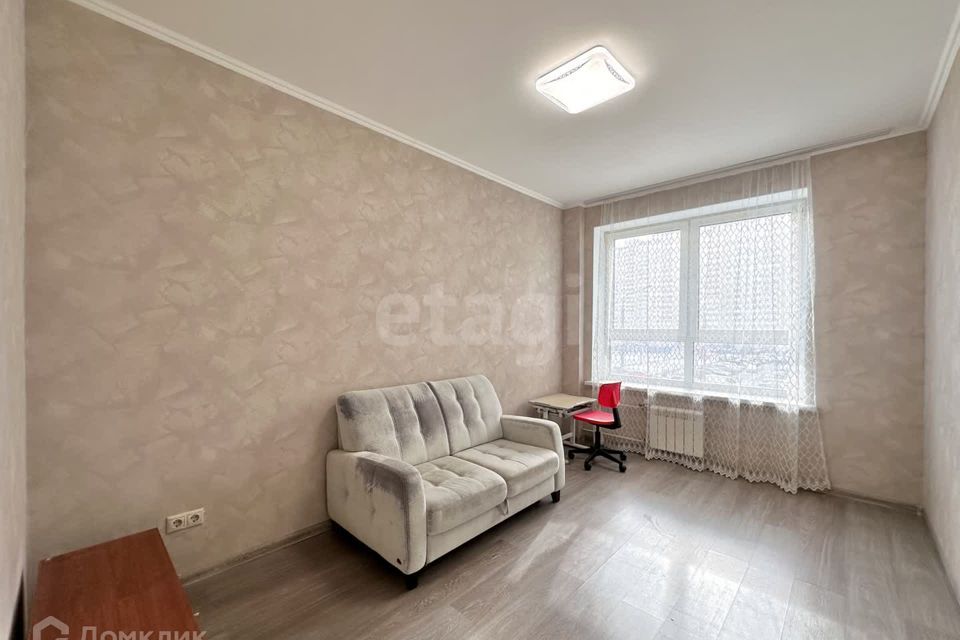 Продаётся 3-комнатная квартира, 79.4 м²