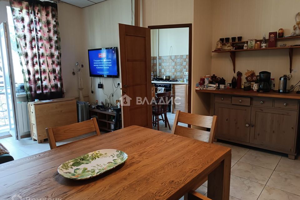 Продаётся 2-комнатная квартира, 61 м²