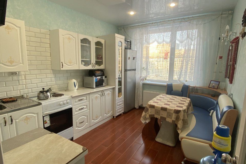 Продаётся 2-комнатная квартира, 42.2 м²