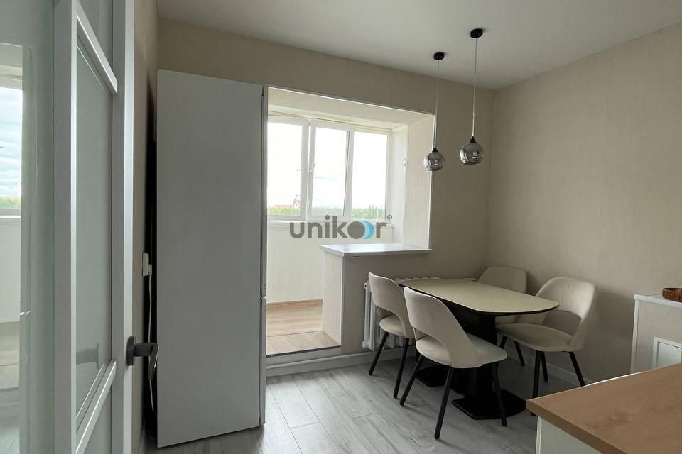 Продаётся 1-комнатная квартира, 41.8 м²